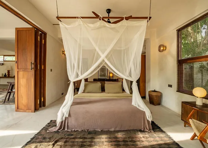 Nowhere Villa *